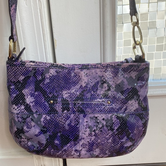 💕 B. Makowsky purple black snakeskin leather crossbody bag 💕 - Picture 3 of 14